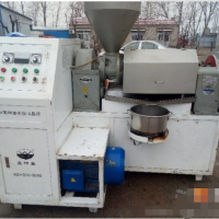 轉讓益加益300型榨油機。