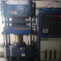 低價出售平板硫化機