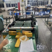 低價出售使用中pvC吹膜機和制袋機,橫切機轉讓,8成新以上