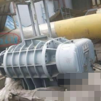 轉讓全新羅茨風機、防爆電機各一套
