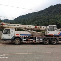轉讓吊車，車況良好哦！