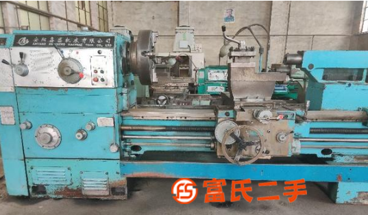 轉(zhuǎn)讓安陽CW6194一米半車床一臺(tái)