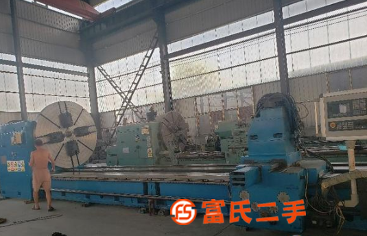 出售齊齊哈爾機床廠2/12米數(shù)控重型車床，附件齊全，