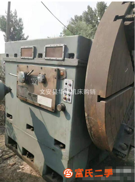 轉(zhuǎn)讓賠本處理二手{齊齊哈爾C6025B落地車床}二手