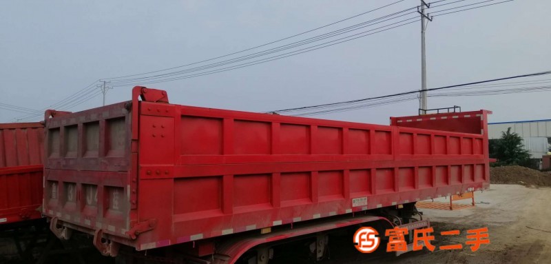 求購回收各種尺寸型號半掛車后翻側翻標,高欄,高低板等半掛車