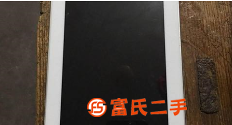 200元出售一部可以電話的平板電腦