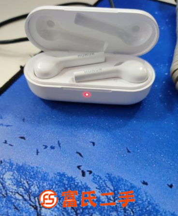 榮耀flypods藍牙耳機青春版