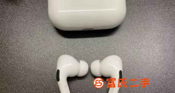 全新藍牙耳機（三代一款標）二款頂全新