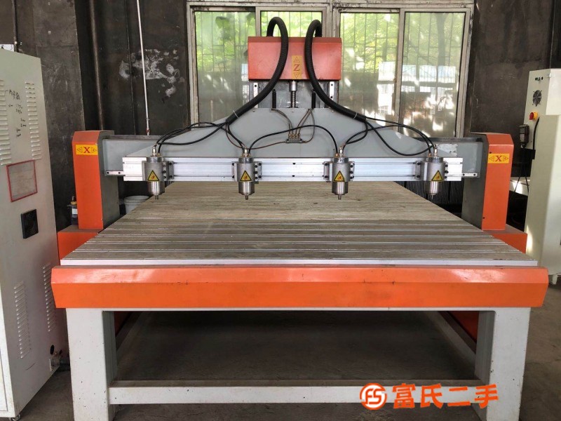低價出售兩臺1825浮雕機