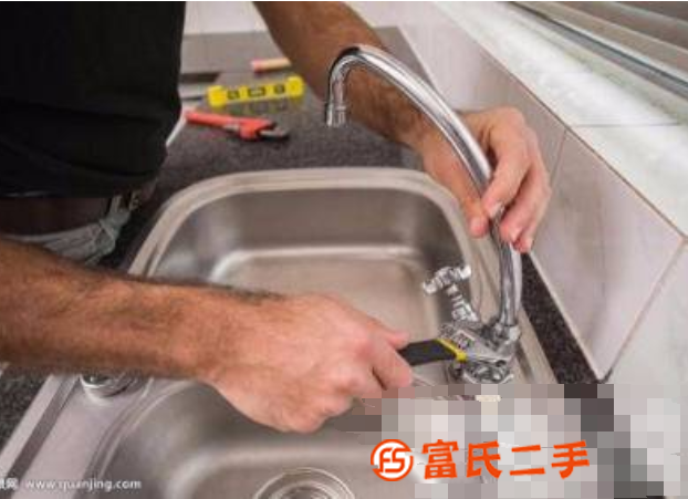 六虹橋-電工24H修電|葡萄棚/開關插座安裝-修電