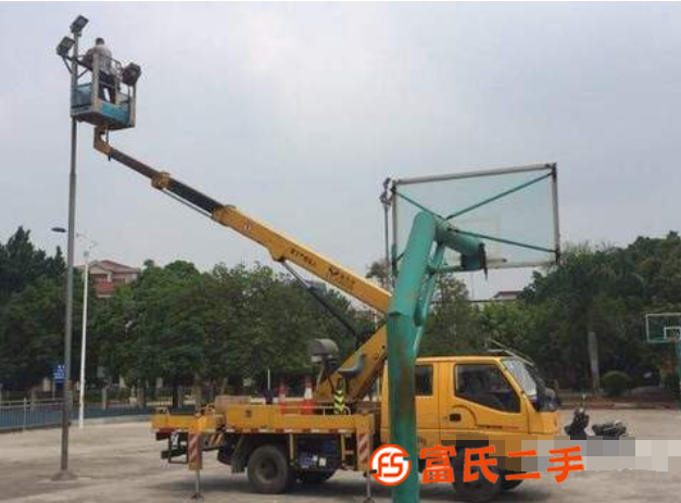 柳新電動剪刀式租賃流程