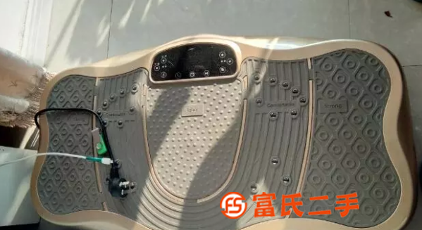 懶人瘦身甩脂機。
