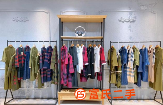 廣州排行前十的折扣女裝庫存貨源連衣裙