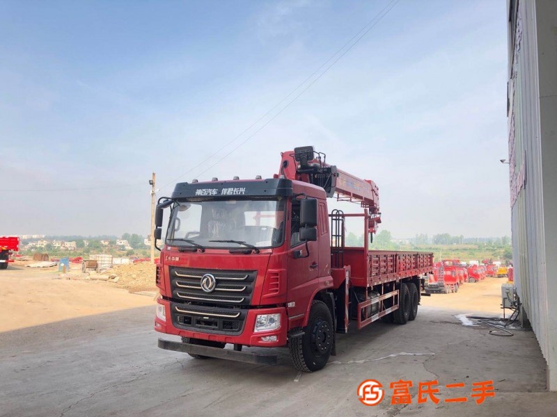 急售個人東風后八輪12噸隨車吊