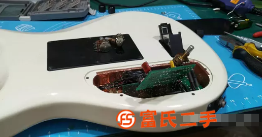 吉他維修點(diǎn)，電吉他維修，吉他音箱維修
