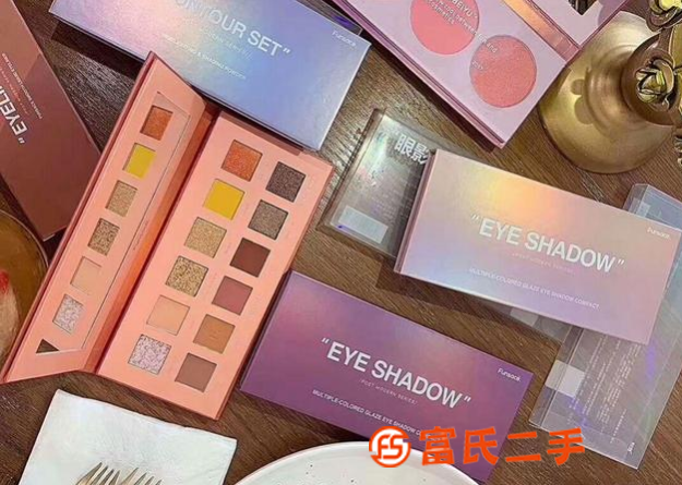 粉瑟后現代眼影有用過的嗎？粉瑟品牌好用嗎？