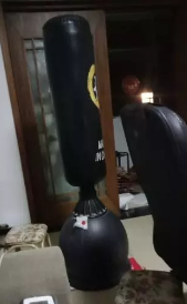 出售拳擊沙包  120元