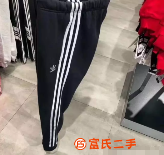 阿迪達斯 耐克 彪馬專柜正品