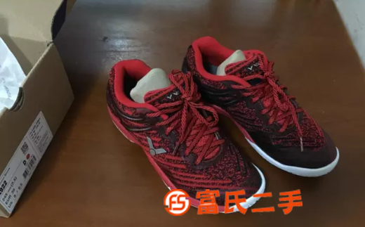 威克多羽毛球鞋