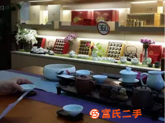 廈門(mén)茶葉展示柜多功能展示可放茶盤(pán)和茶具