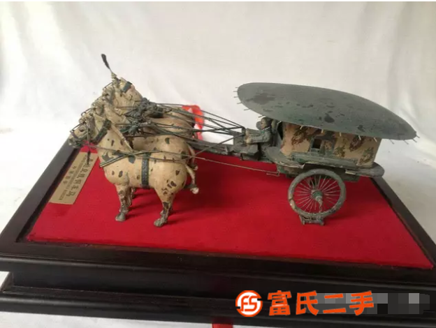 院校交流贈送陜西特色工藝品-銅車馬（純銅）