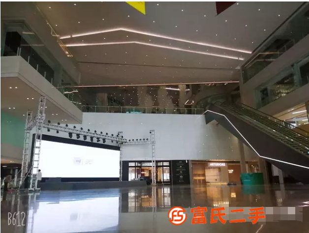 免租，1000平招招設計辦公，軟體家具館，布藝沙發展廳
