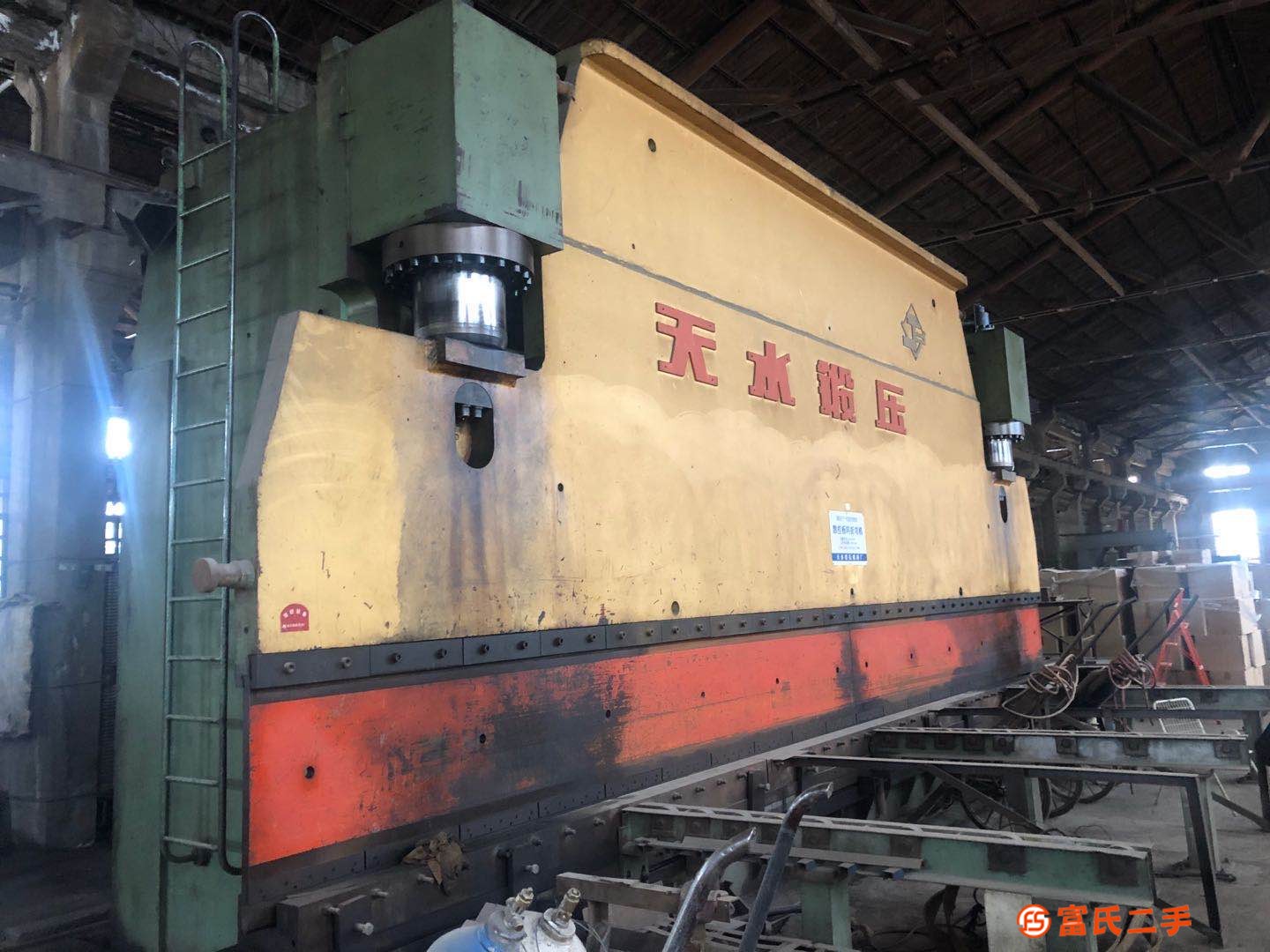 天水鍛壓廠WE67Y1200-10000數(shù)控板料折彎?rùn)C(jī)