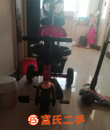 出售 好孩子牌 童推車