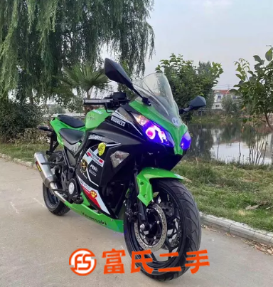 車行倒閉！今年生意不好做-虧本出售各品牌二手摩托車