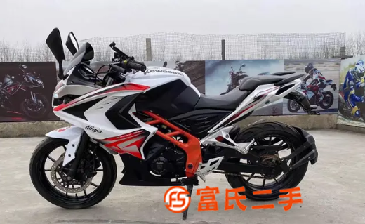 二手摩托車行-誠(chéng)信經(jīng)營(yíng)出售各類全新摩托車-二手摩托