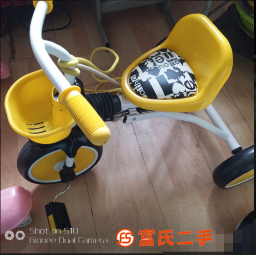 自用嬰兒餐桌、手推車、學(xué)步車、兒童三輪車