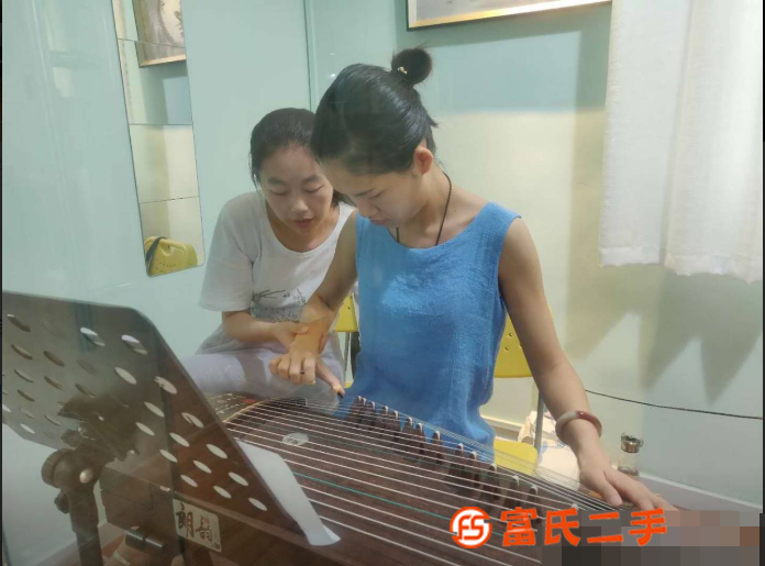 龍崗雙龍吉他培訓！學習吉他音樂技能的好處。