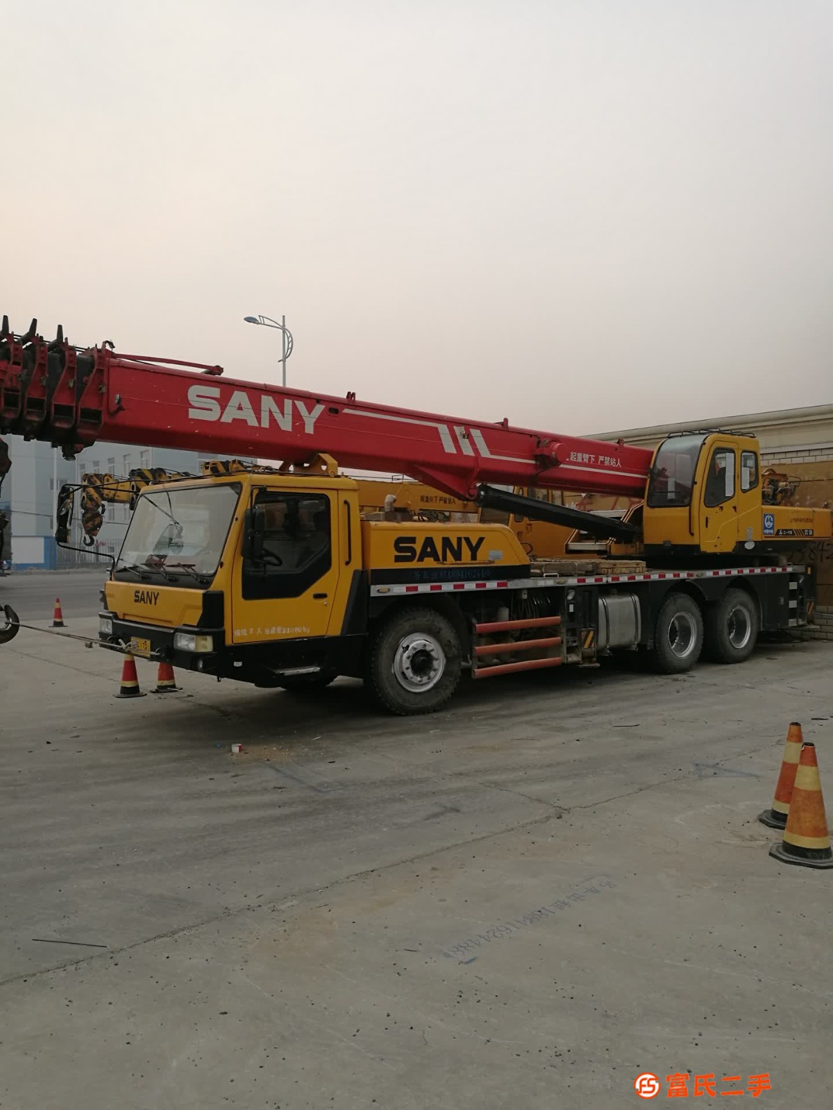 吊車