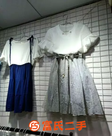 店鋪品牌服飾，全新，有吊牌