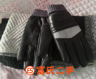 棉手套圍脖10元