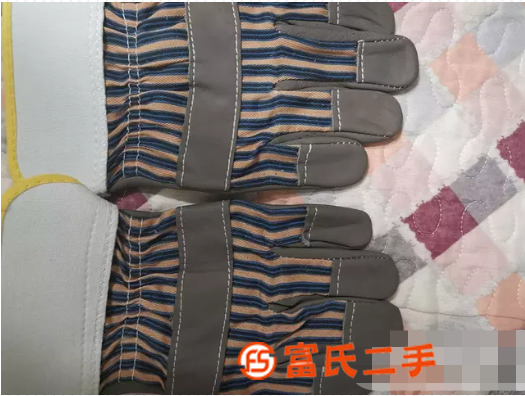 大量出售皮布一體手套
