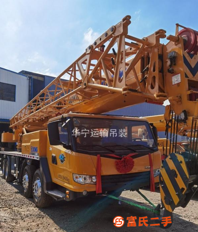 轉(zhuǎn)讓徐工25K-1吊車(chē)2012年8月國(guó)三40KC未上牌因工地