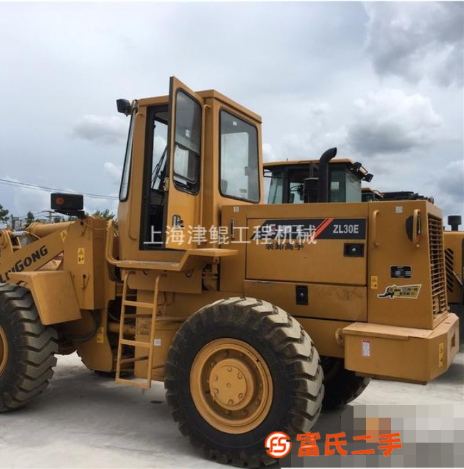 轉讓3噸5噸6噸二手柳工30 50 60裝載機鏟車側翻斗夾抱