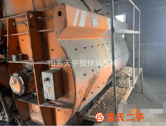 轉讓收售二手三一,中聯攪拌站120.180攪拌站