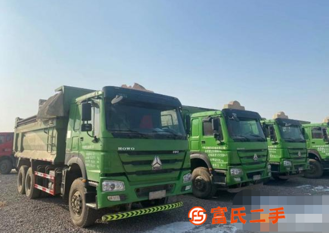 轉(zhuǎn)讓二手渣土自卸車(chē)豪沃 大箱5米8 環(huán)保大箱國(guó)五排放 手續(xù)齊
