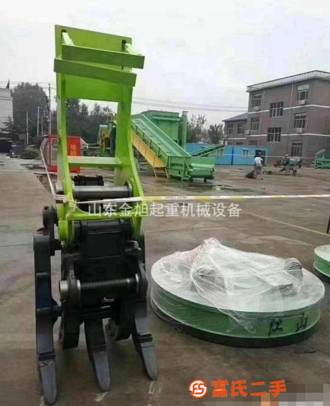 出售抓鋼機(jī)專用機(jī)械抓，液壓旋轉(zhuǎn)抓，等各種型號的抓具，質(zhì)保一年
