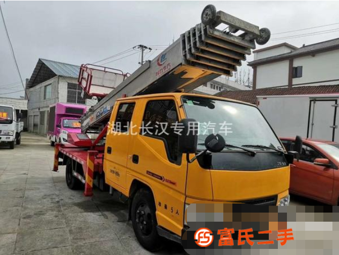 出售28米云梯車程力上裝