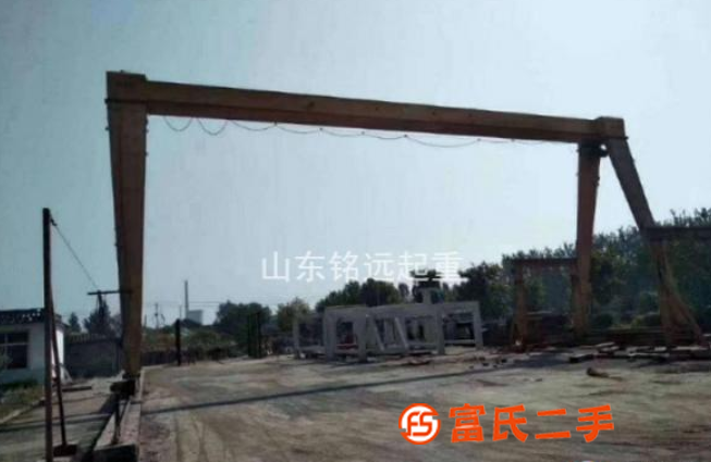 出售各種型號起重配件卷揚機,,鏈條,抓斗,電磁吸盤,電動葫蘆