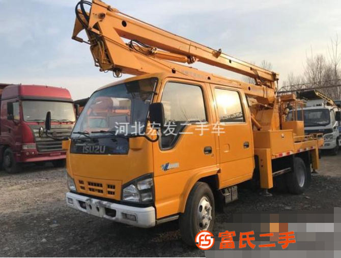 長期出售二手五十鈴精品高空作業車