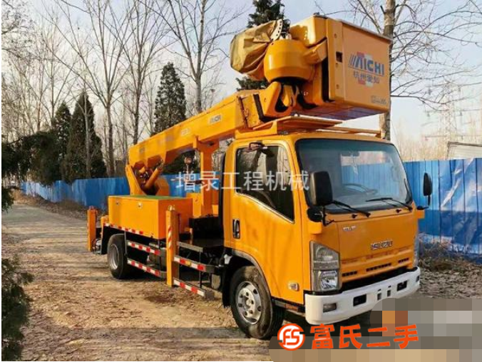 轉(zhuǎn)讓現(xiàn)貨杭州愛知19米絕緣高空作業(yè)車,五十鈴700p