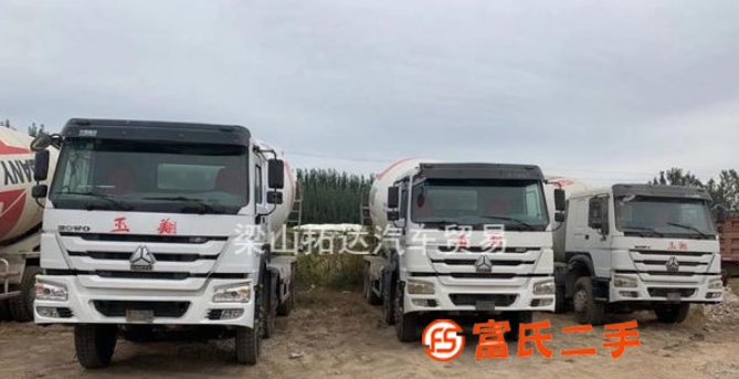 轉讓多臺14年國四豪沃三一大18方混凝土攪拌罐車