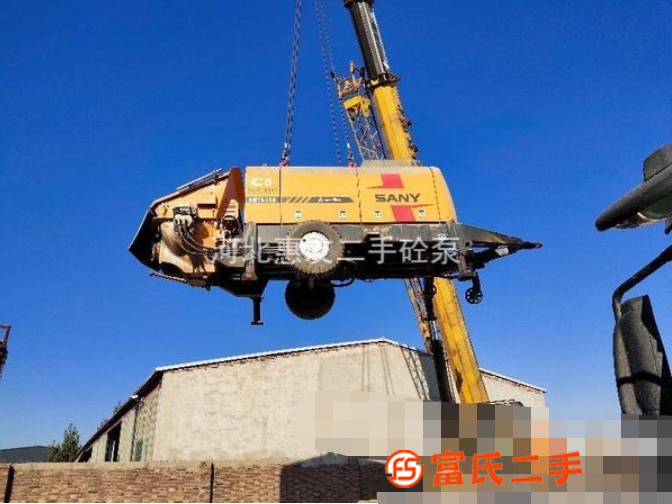 全網回收三一重工混凝土輸送泵