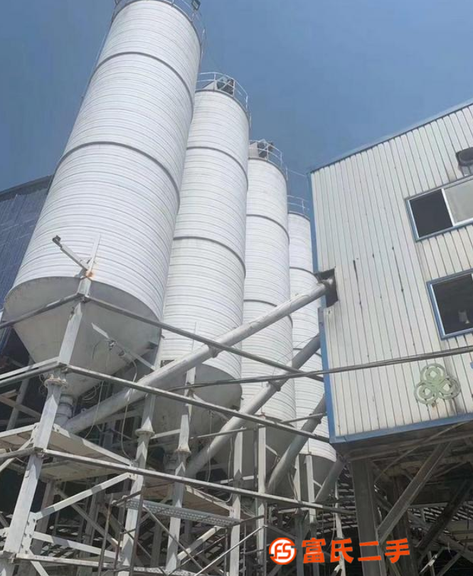 轉讓九成新的100噸水泥罐