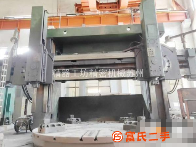 轉讓急售中俄羅斯C1540重型四米立車。卡盤直徑四米