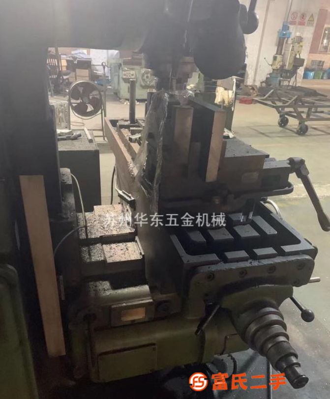 出售5032銑床一臺